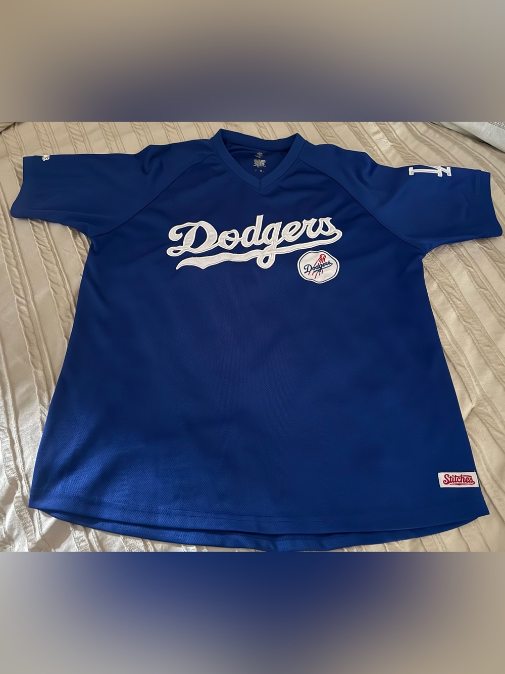 Stitches Athletic Gear Mens Blue Los Angeles Dodgers Jersey Shirt V Neck